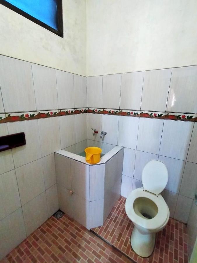 Villa Neza Sarangan Buitenkant foto